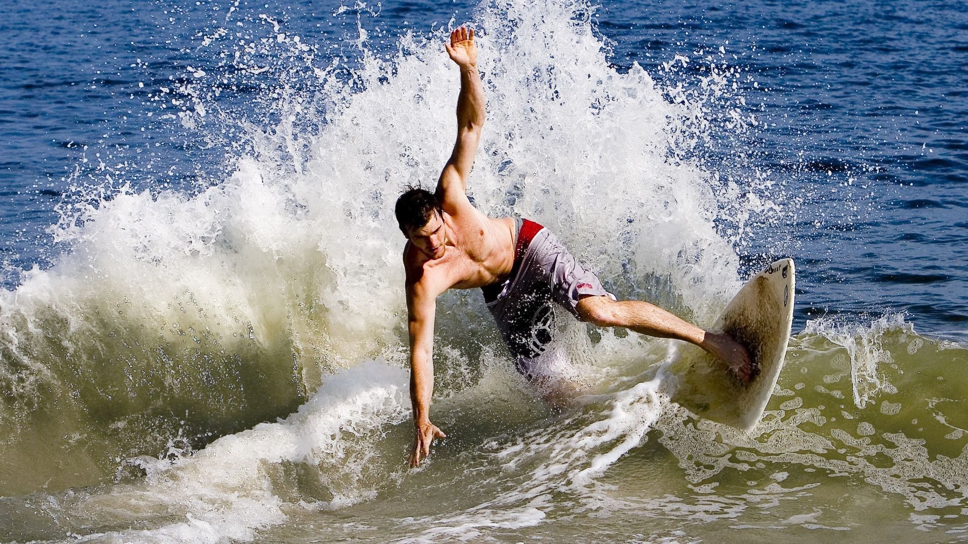 人才培养新路径：电竞职业教育的制度创新，培养电竞职业选手的学校